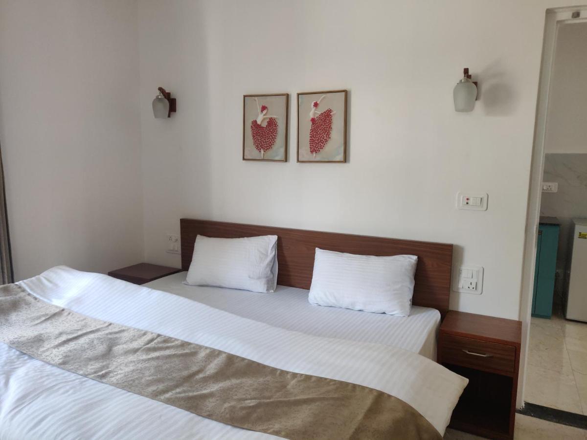 The Periwinkle Homestay Bhīm Tāl エクステリア 写真