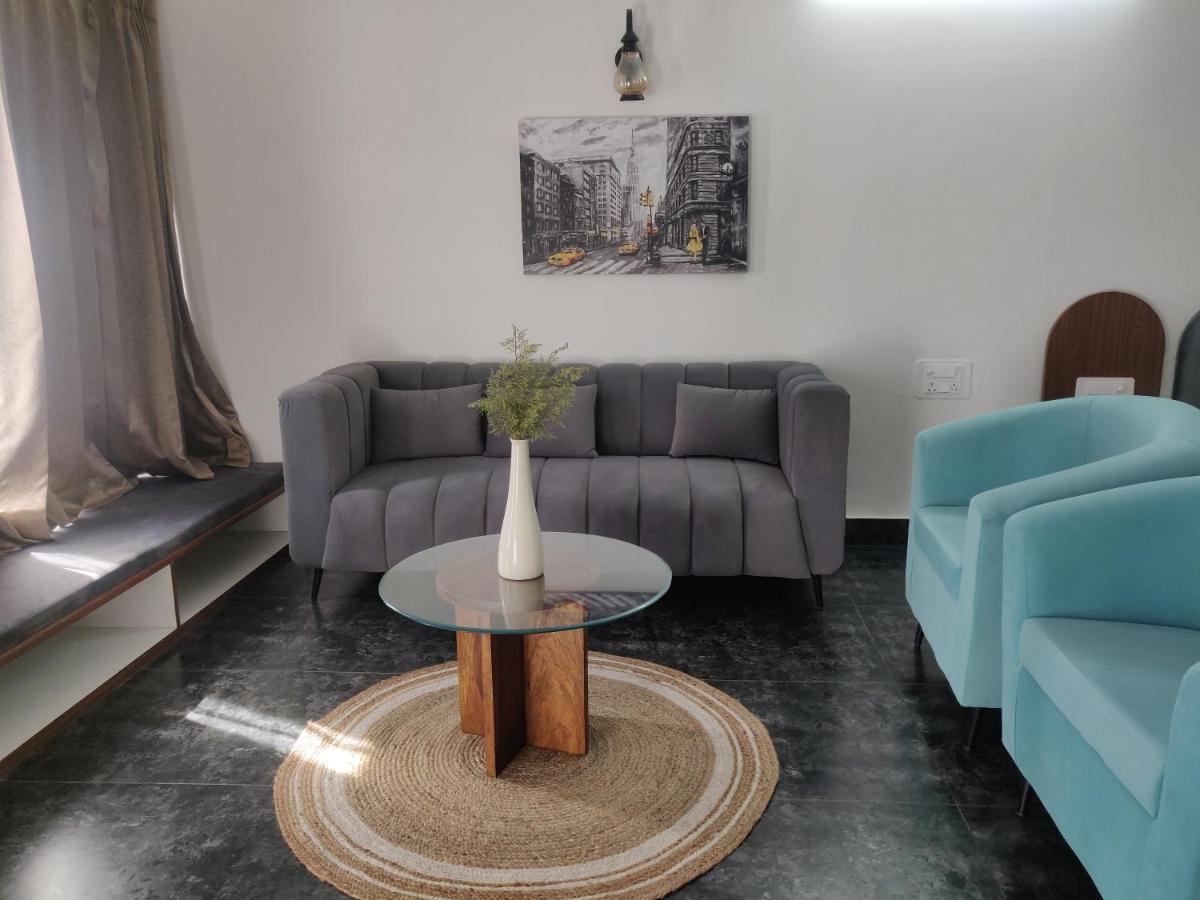 The Periwinkle Homestay Bhīm Tāl エクステリア 写真