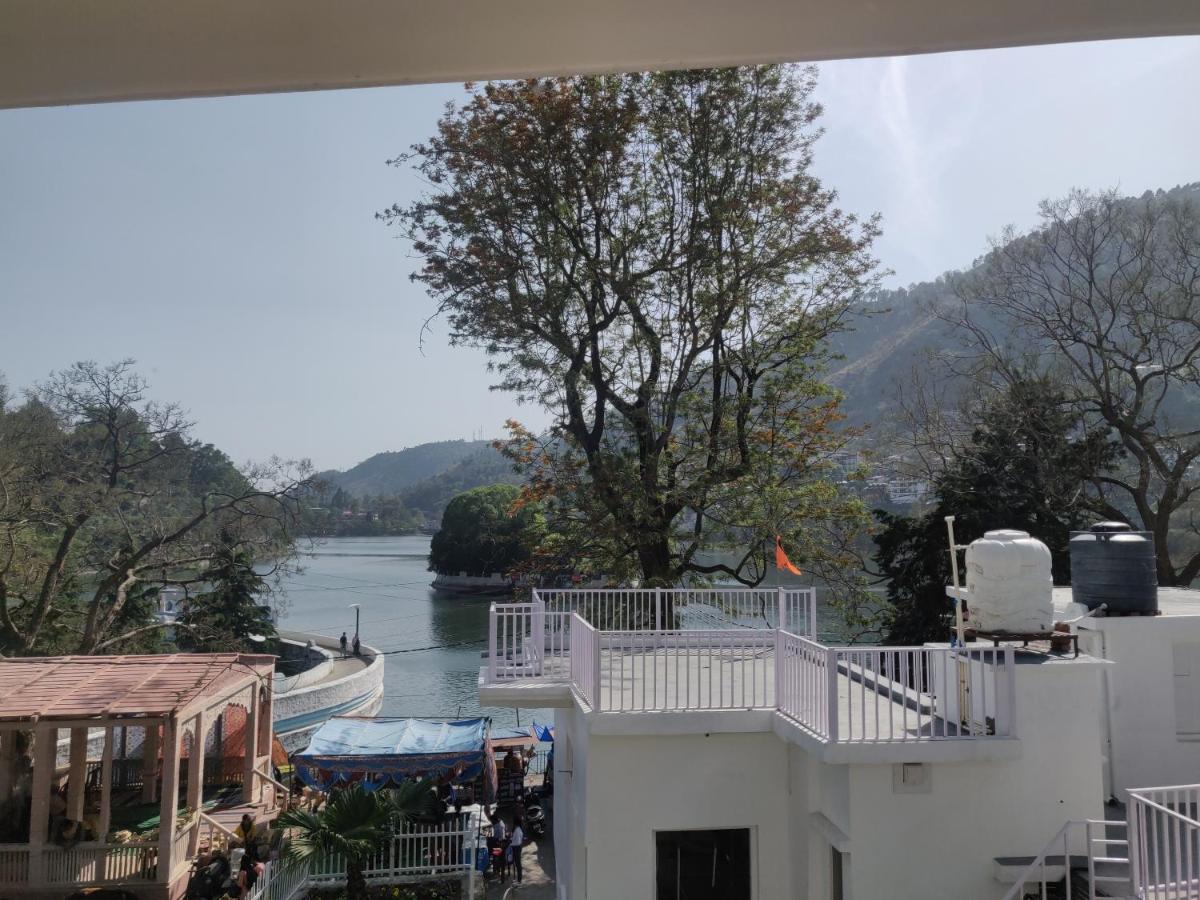 The Periwinkle Homestay Bhīm Tāl エクステリア 写真
