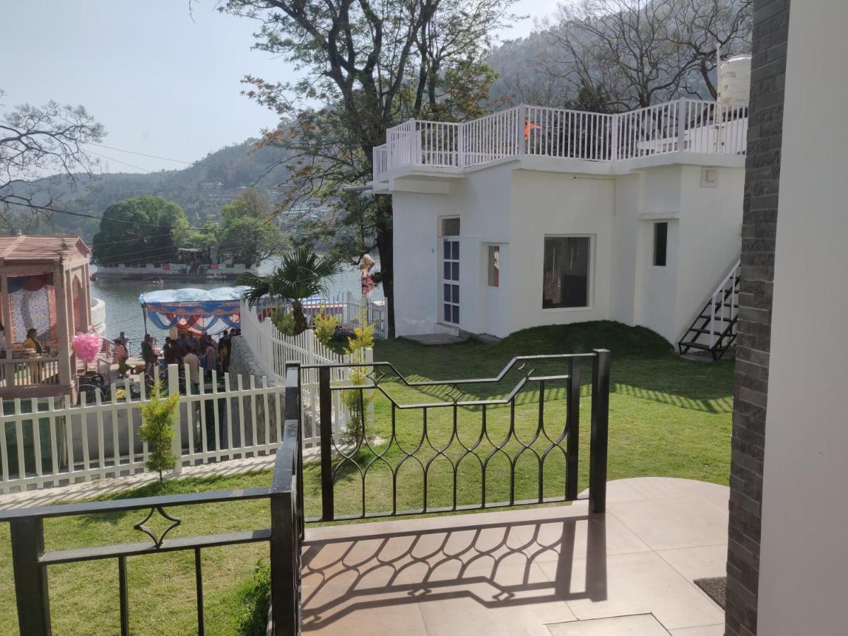 The Periwinkle Homestay Bhīm Tāl エクステリア 写真