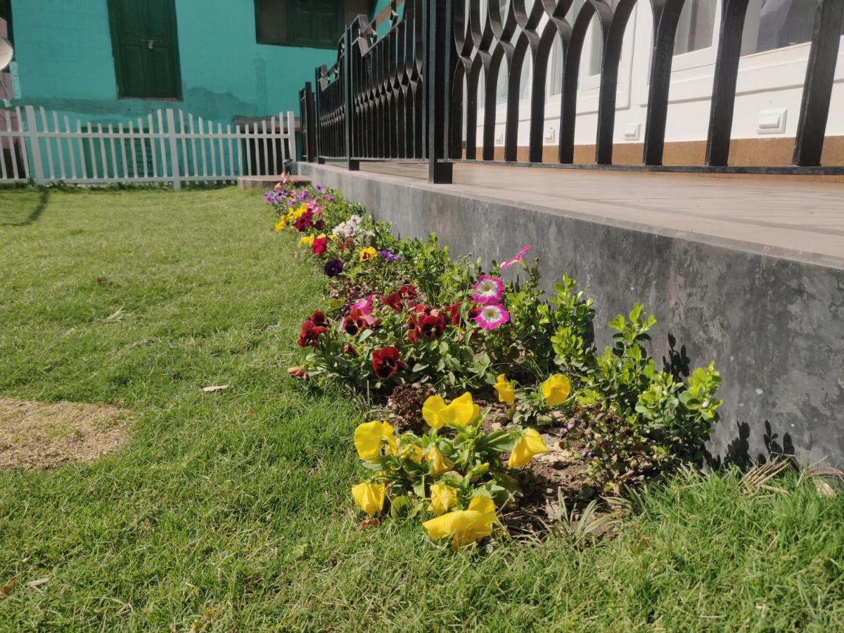 The Periwinkle Homestay Bhīm Tāl エクステリア 写真